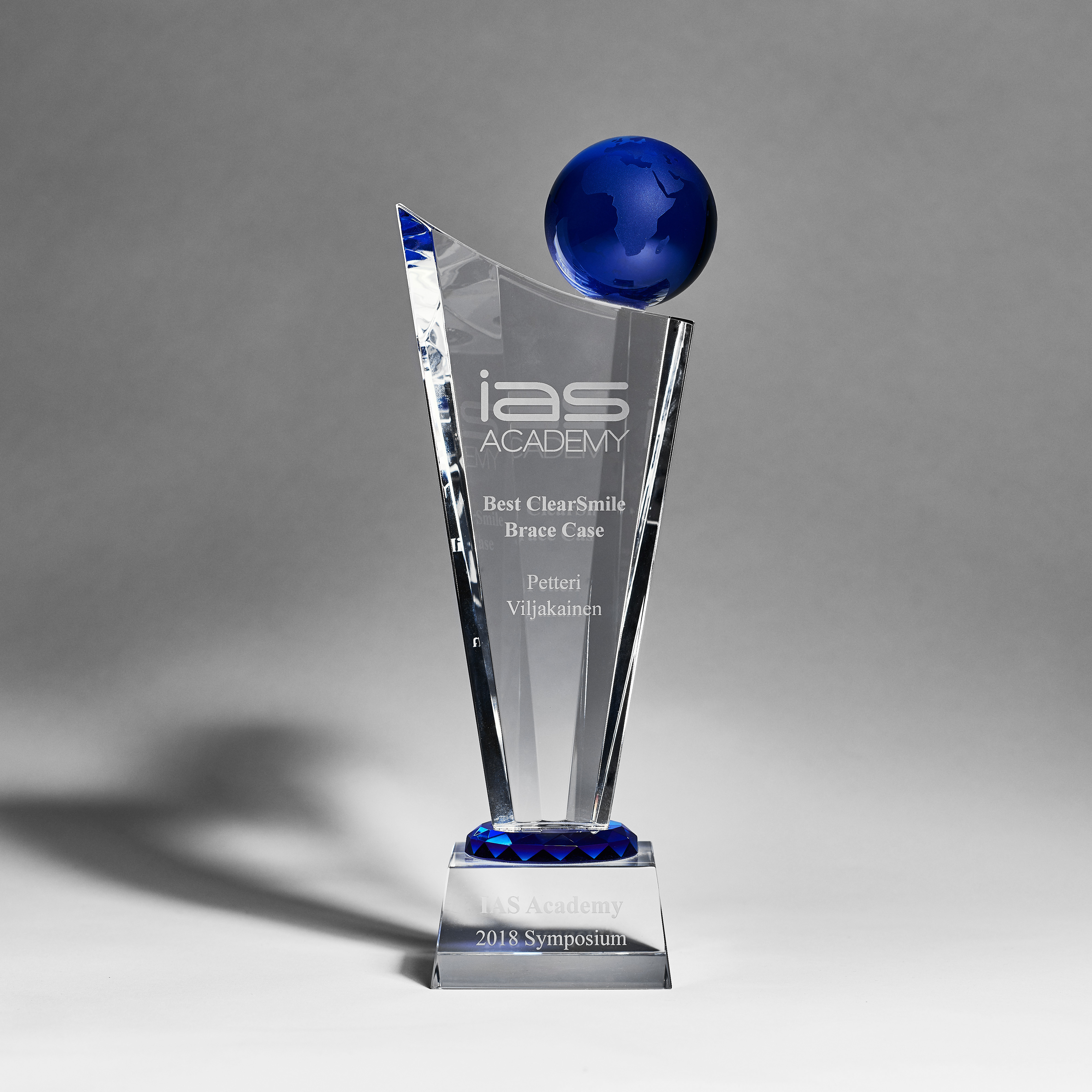 ClearSmile Brace best fixed ortho case. IAS Acadymy. Petteri Viljakainen  DDS