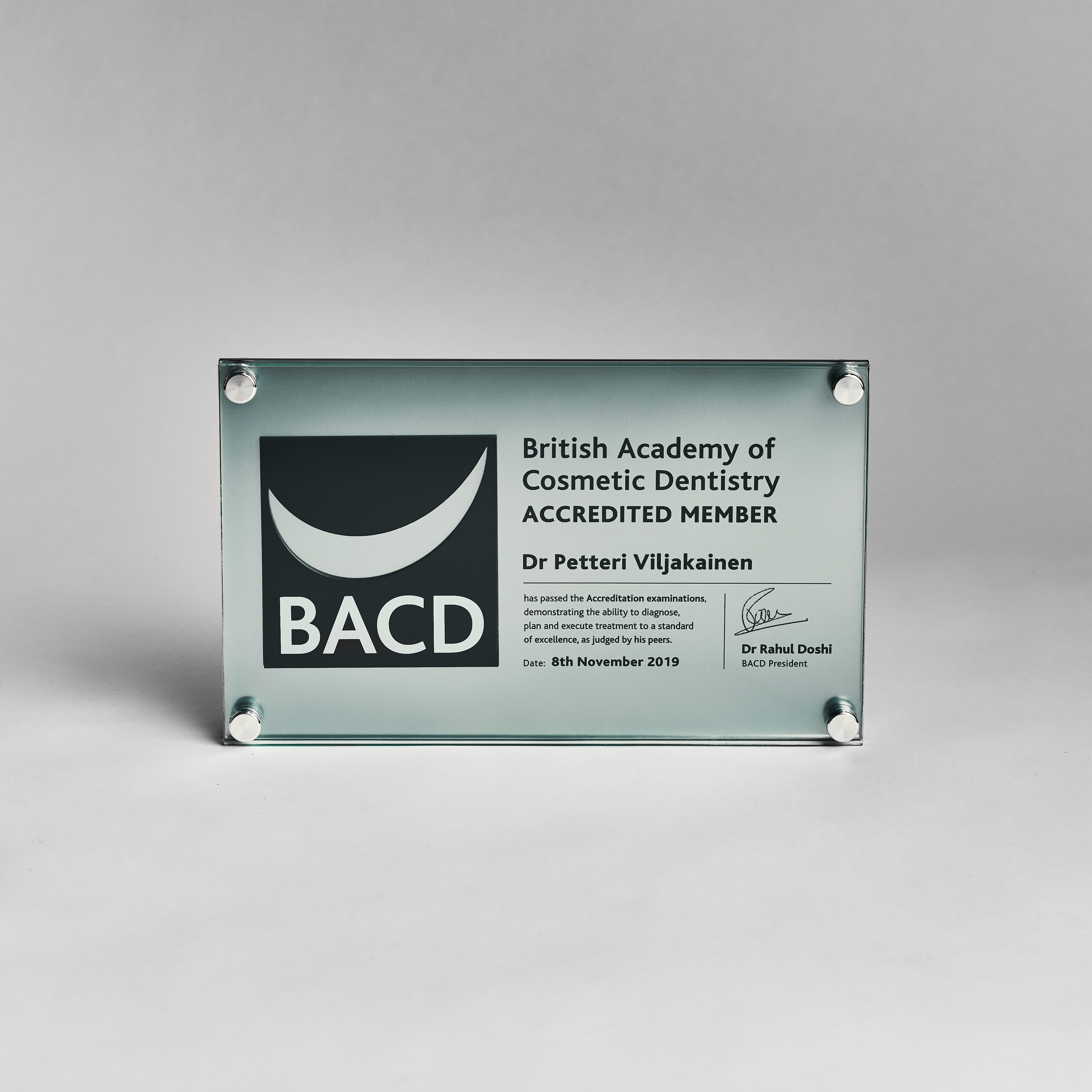 BACD accrediated member. Petteri Viljakainen DDS